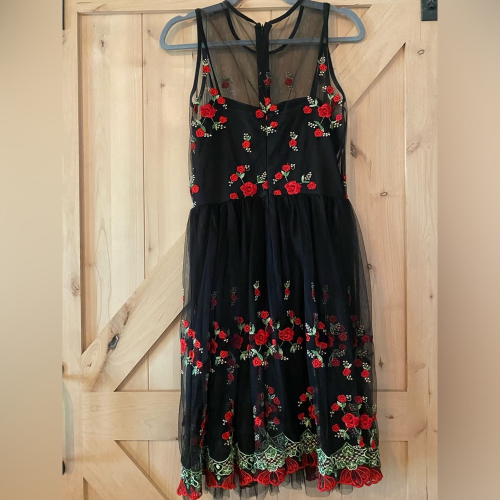 ModCloth Mystic Knee Length floral dress - Medium